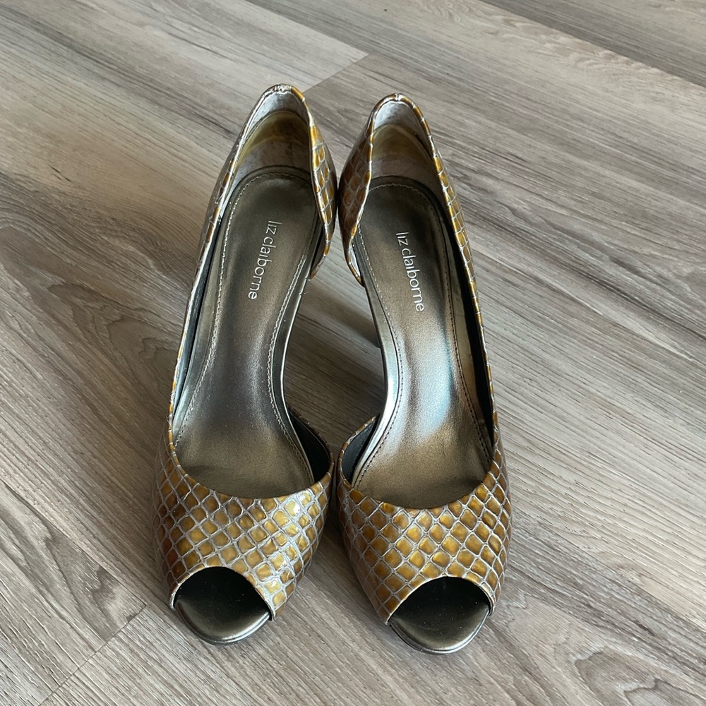 Liz Claiborne heels, size 6.5